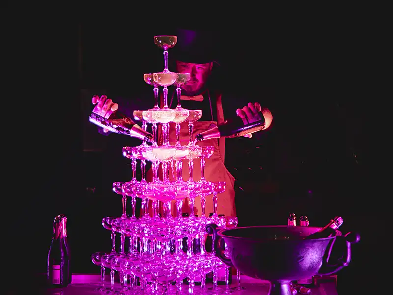 Champagnetoren van Barend personeelsfeest bedrijfsfestival